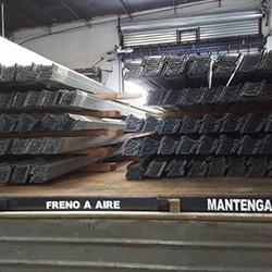 tecnicos para reparar persiana metalica.
